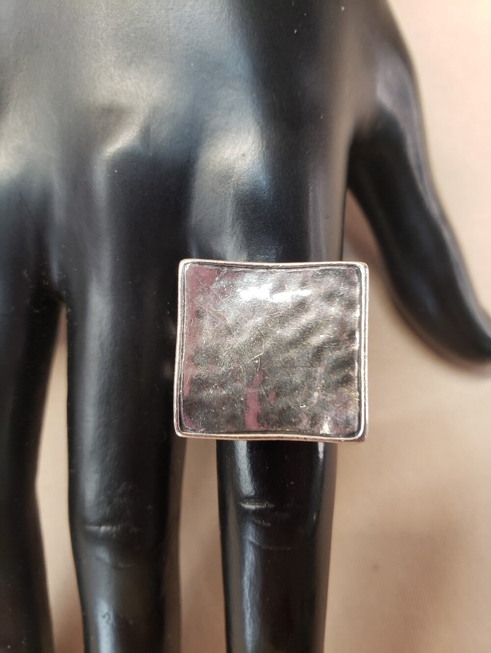 Silpada Hammered Square Modernist Sterling Silver Ring Size 8.0